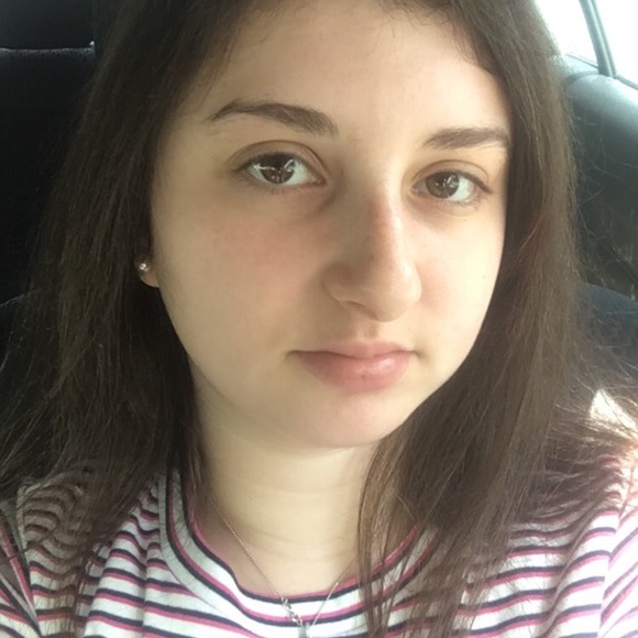 Meet your Posher, Paula - Picture 3 of 3